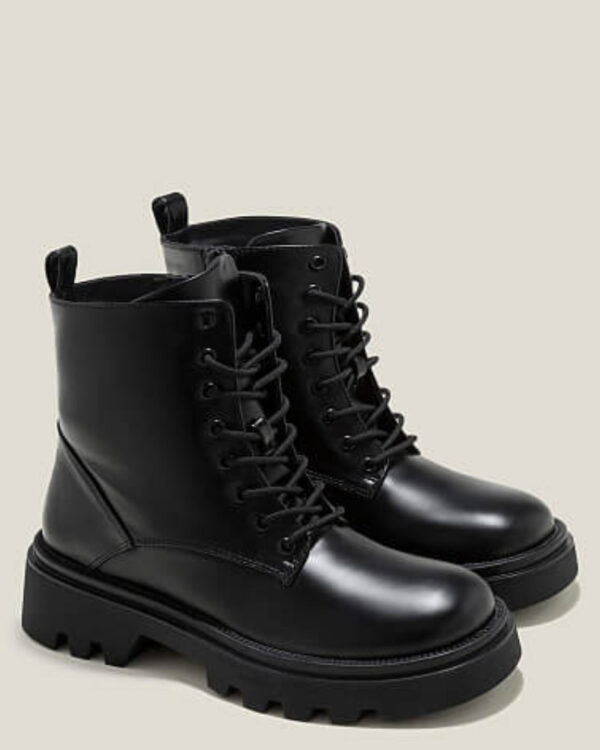 combat-boots-cao-co-de-chunky-mau-den-nang-tam-khi-chat-1