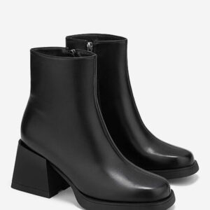 giay-ankle-boots-mui-vuong-mau-den-thoi-thuong-tung-buoc-chan-1