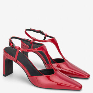 giay-bit-mui-t-strap-mau-do-quyen-ru-1