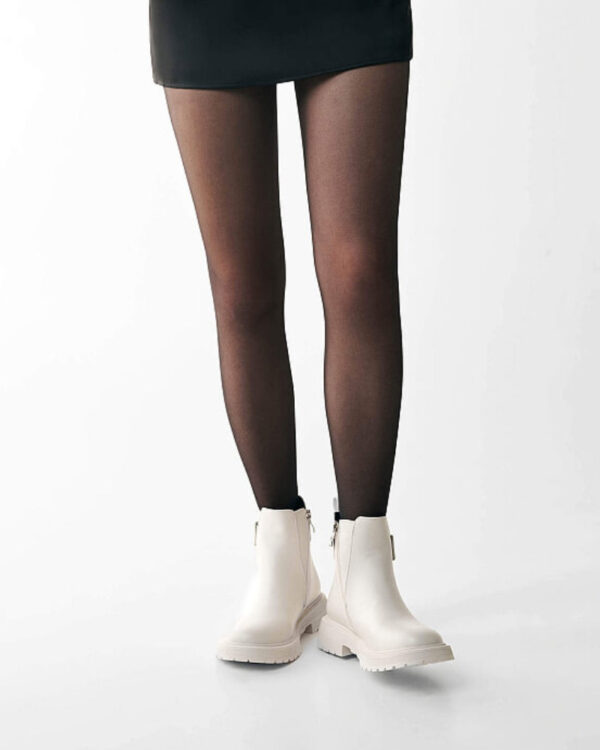giay-chelsea-boots-de-chunky-mau-trang-pha-cach-thoi-thuong
