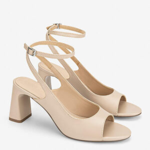 giay-sandals-block-heel-cut-out-mau-be-nhe-nhang-2